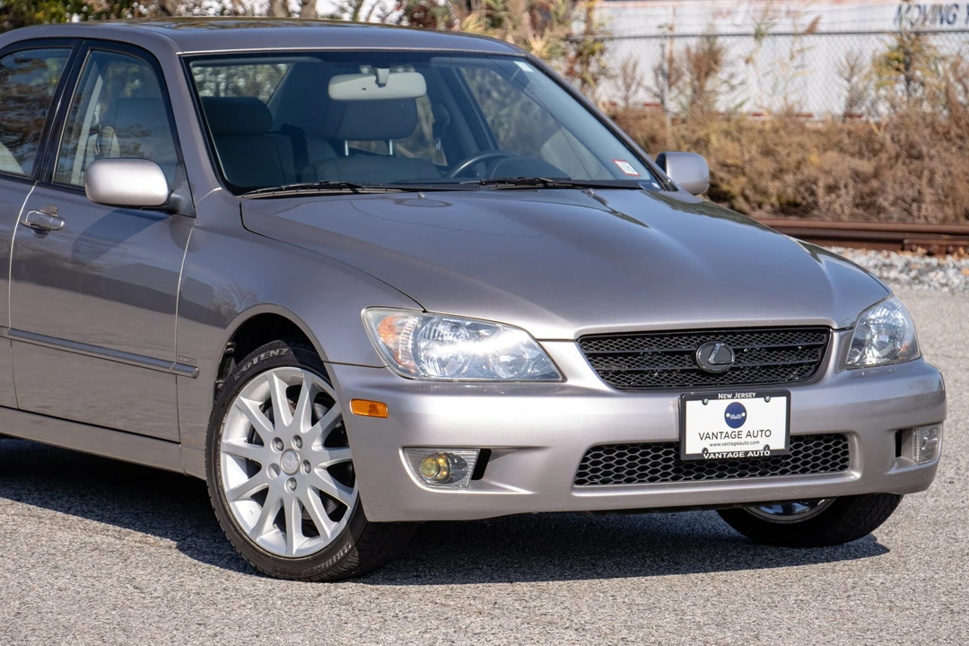 2003 Lexus IS 1st Gen - Image 30 of 31