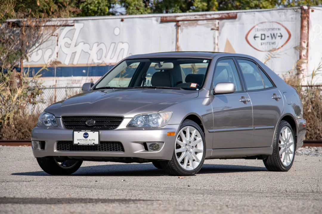 2003 Lexus IS 1st Gen - Image 4 of 31