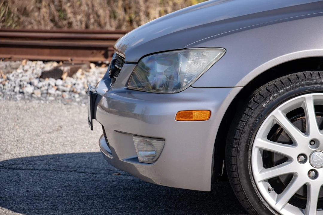 2003 Lexus IS 1st Gen - Image 24 of 31