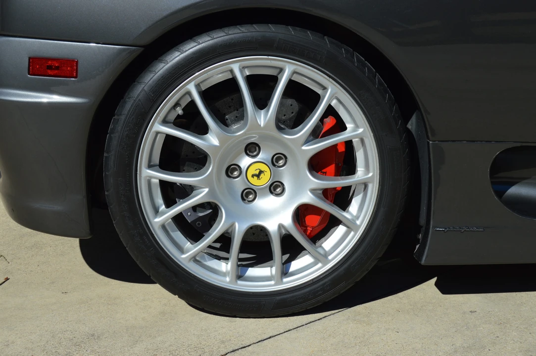 2004 Ferrari 360 Challenge Stradale - Image 27 of 31