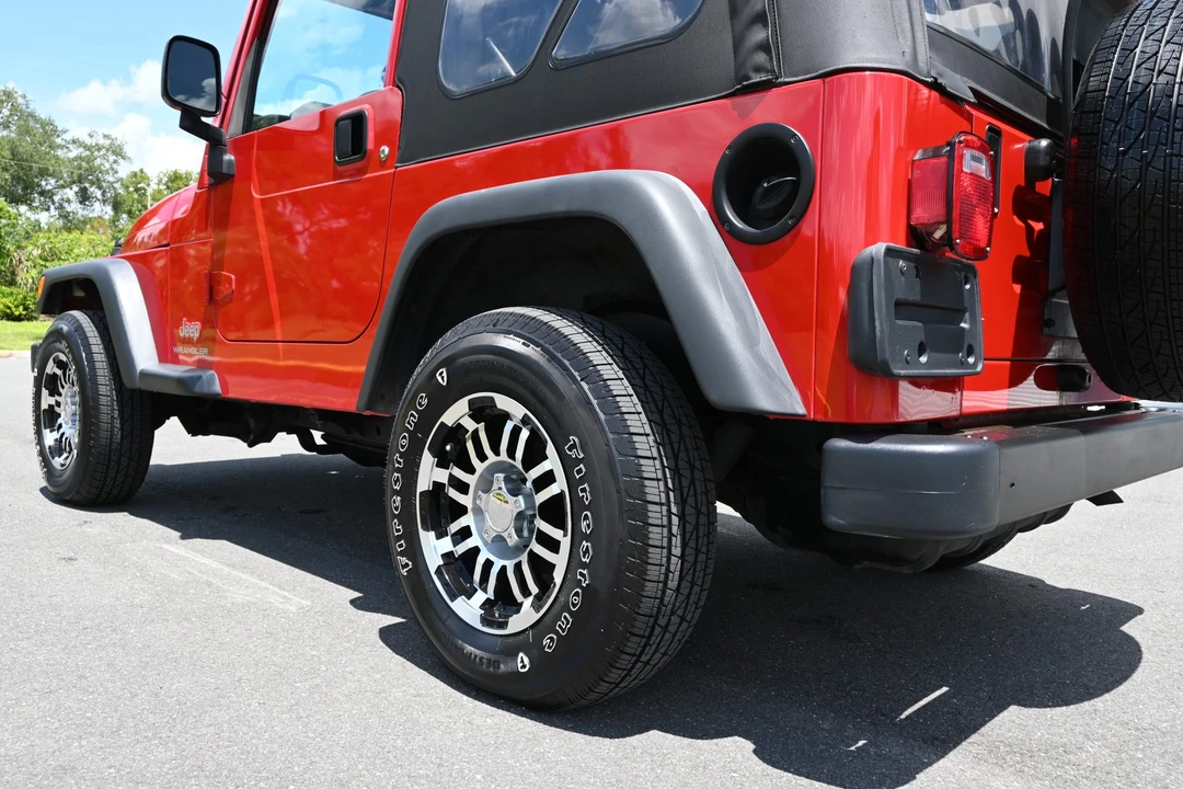 2004 Jeep TJ Wrangler - Image 25 of 31