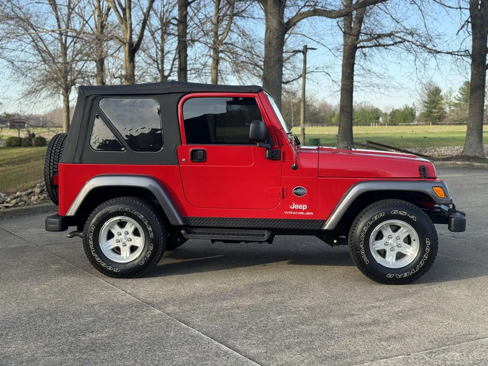 2004 Jeep TJ Wrangler - Image 19 of 31