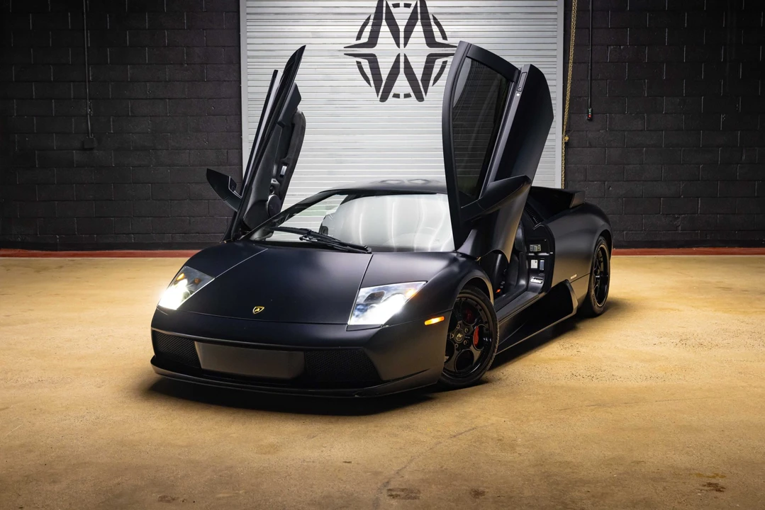 2004 Lamborghini Murcielago - Image 2 of 31