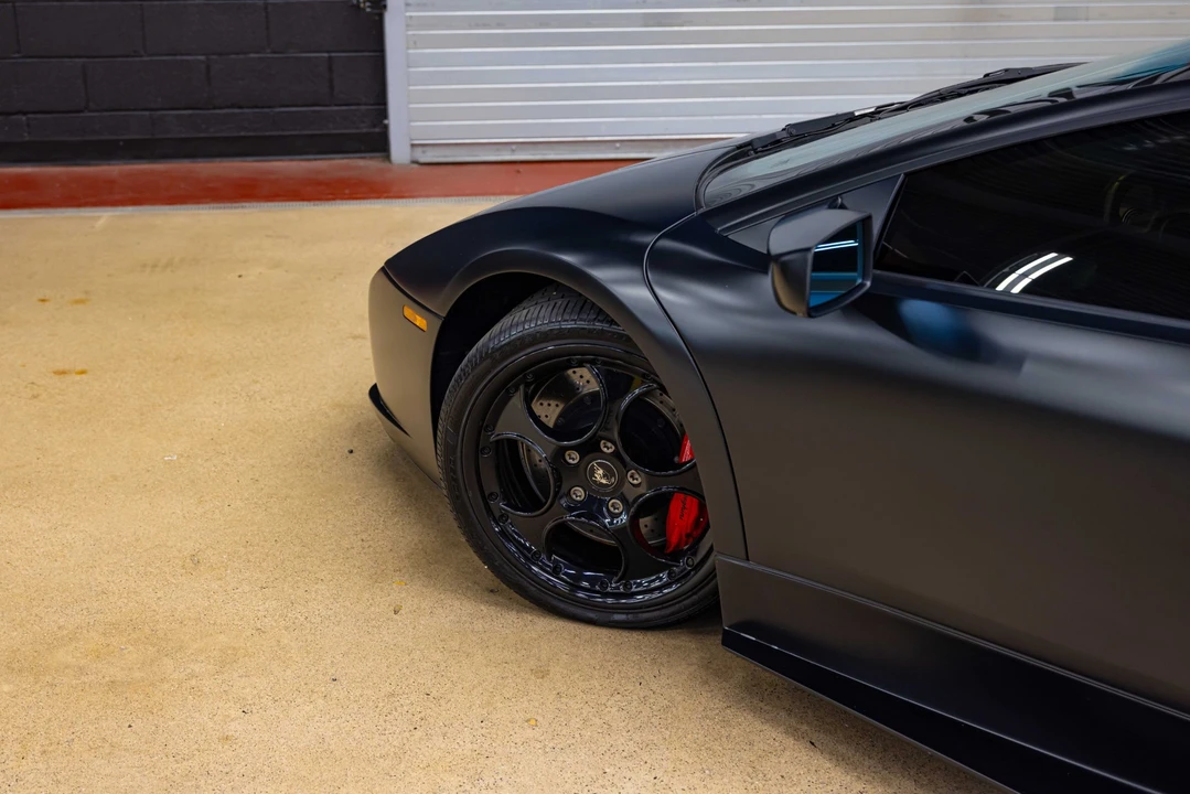 2004 Lamborghini Murcielago - Image 23 of 31