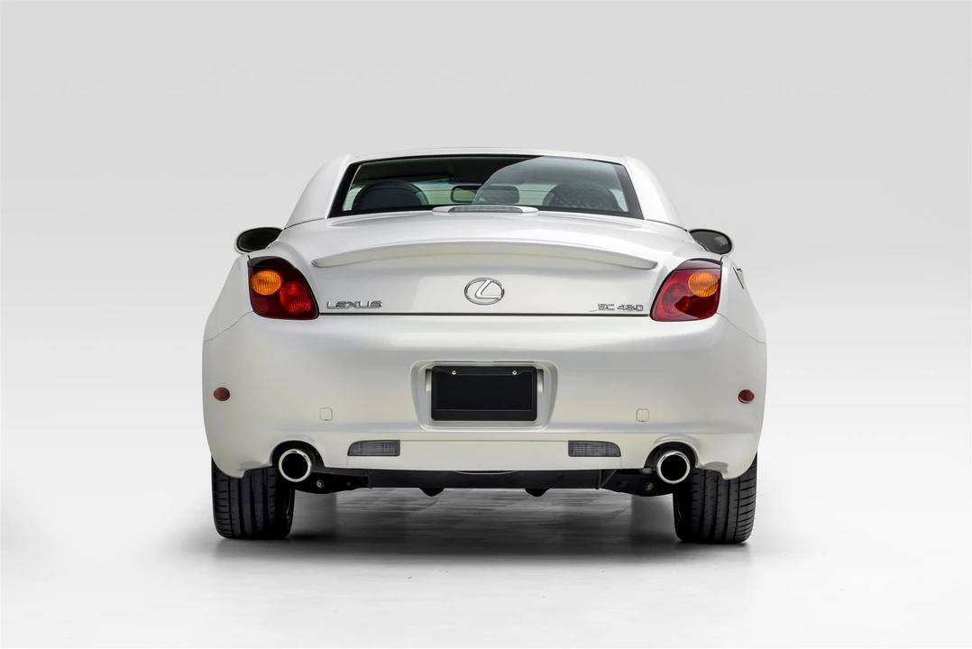 2004 Lexus SC430 - Image 5 of 31