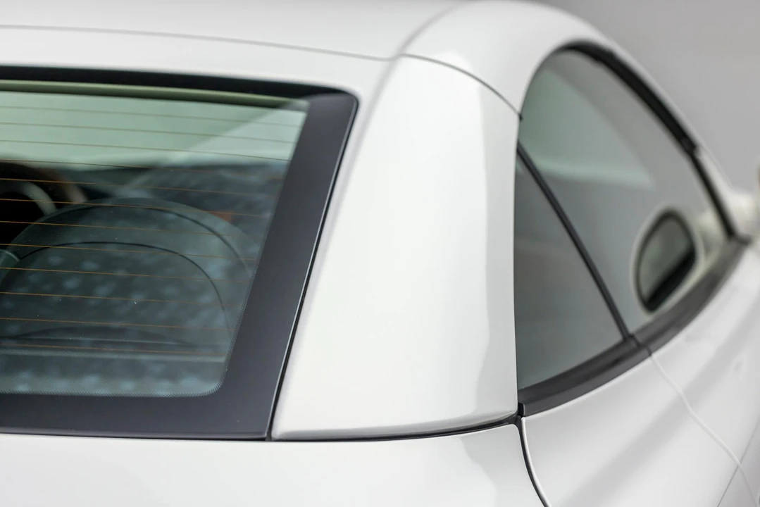 2004 Lexus SC430 - Image 28 of 31