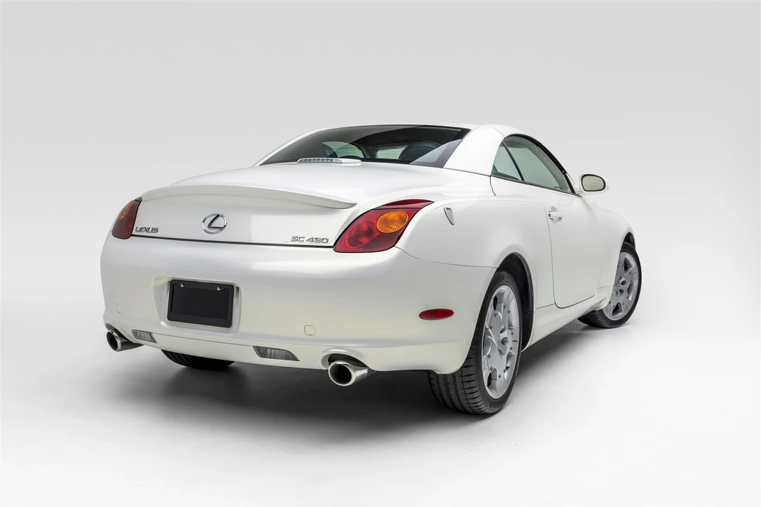 2004 Lexus SC430 - Image 8 of 31