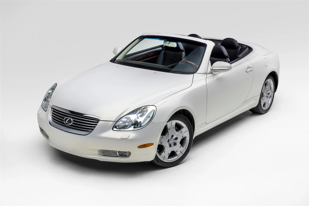 2004 Lexus SC430 - Image 16 of 31