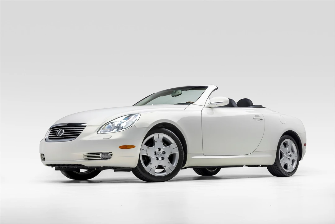 2004 Lexus SC430 - Image 19 of 31