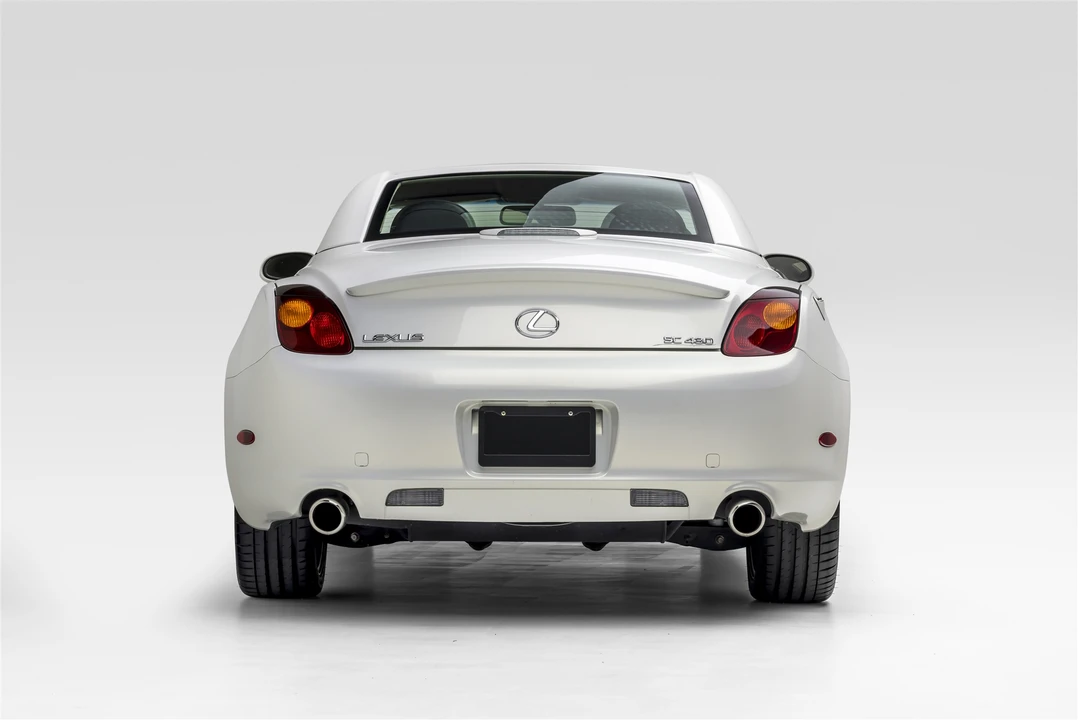 2004 Lexus SC430 - Image 11 of 31