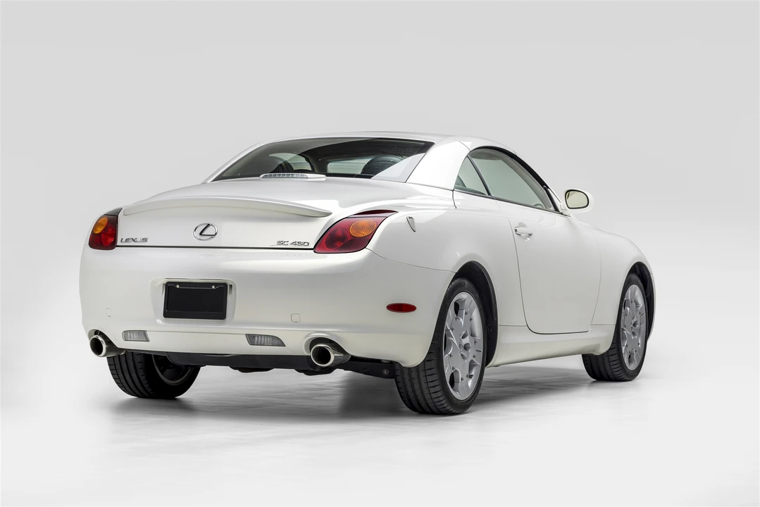 2004 Lexus SC430 - Image 16 of 31