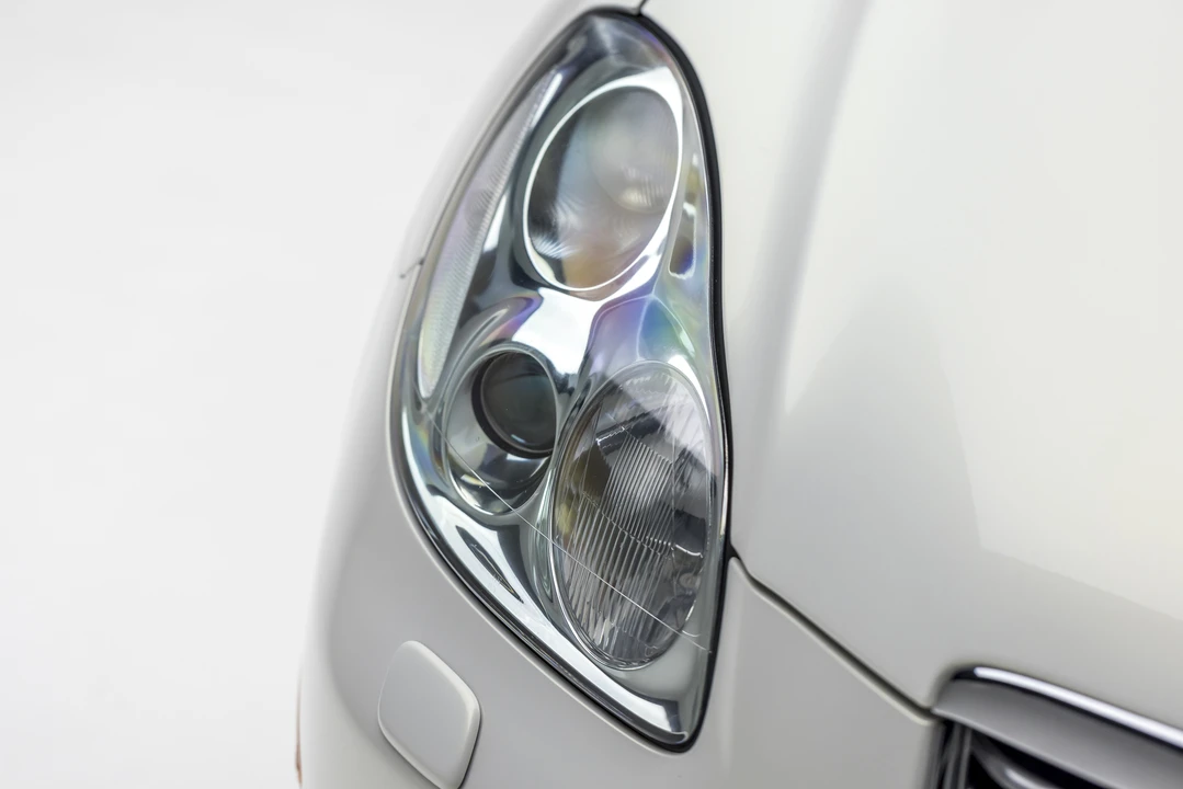 2004 Lexus SC430 - Image 22 of 31