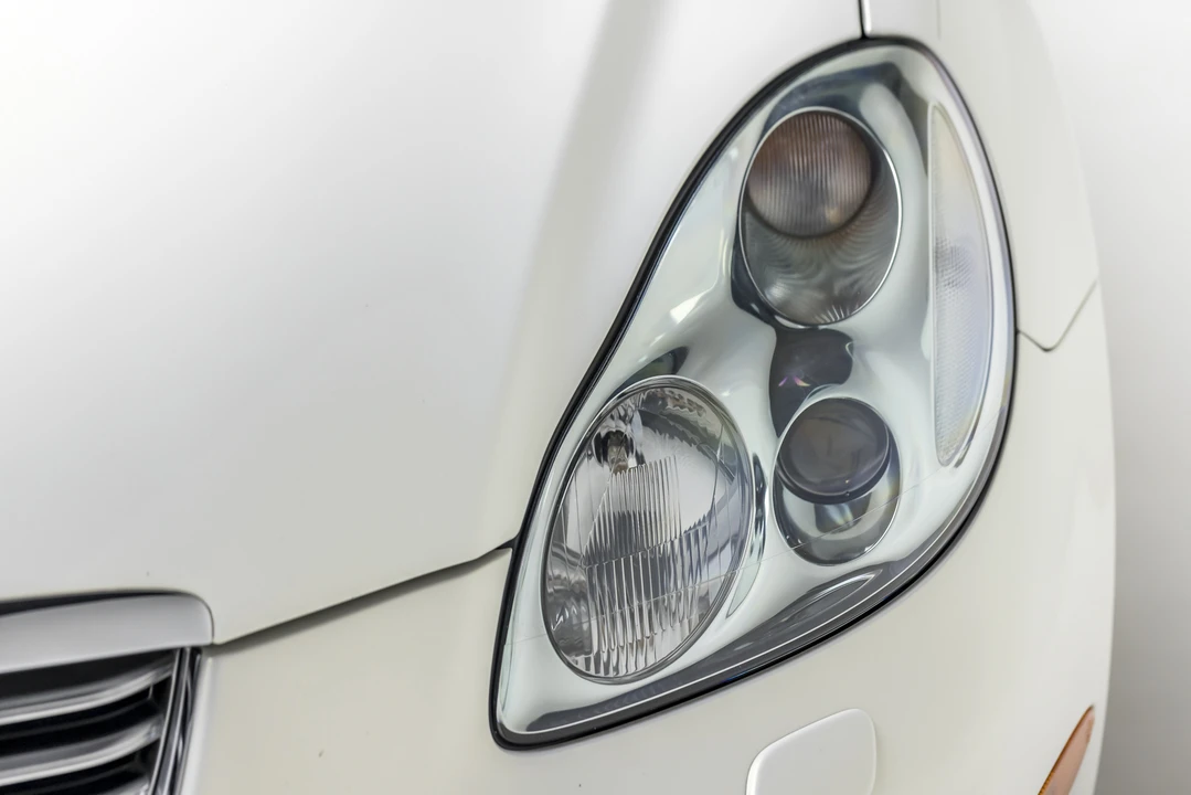 2004 Lexus SC430 - Image 23 of 31