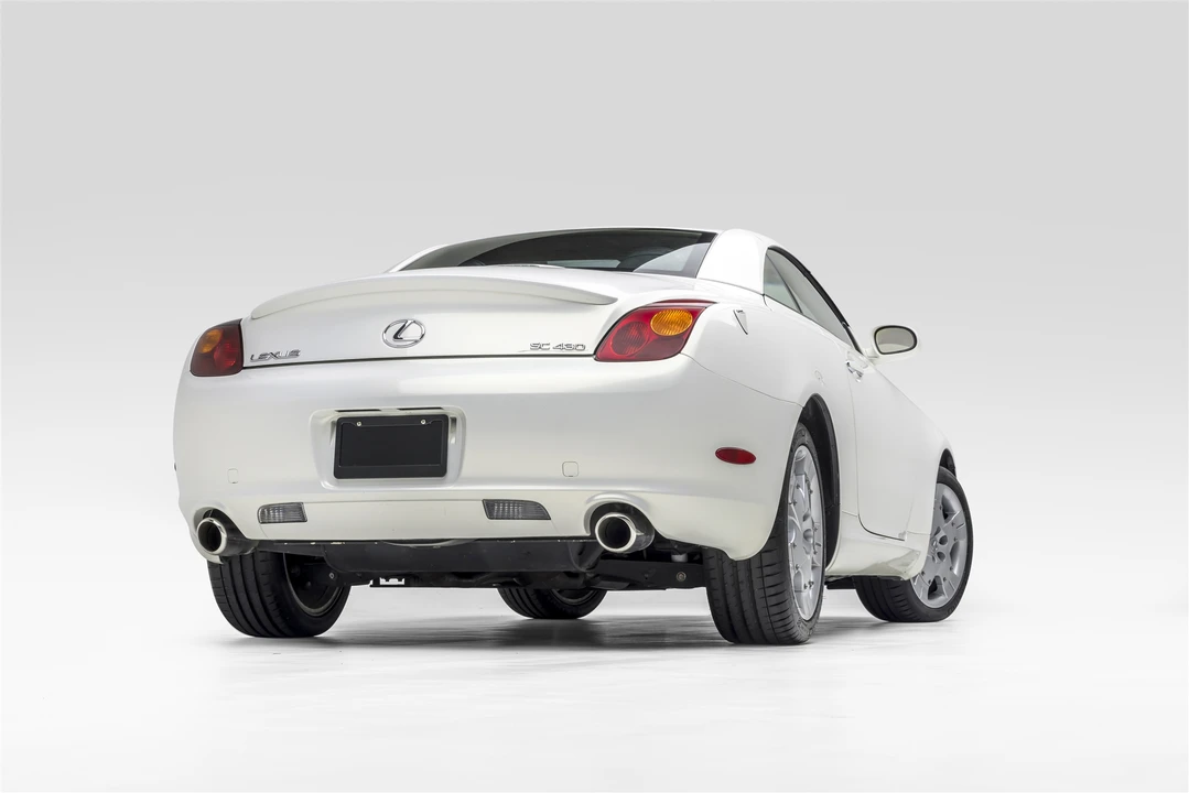 2004 Lexus SC430 - Image 12 of 31