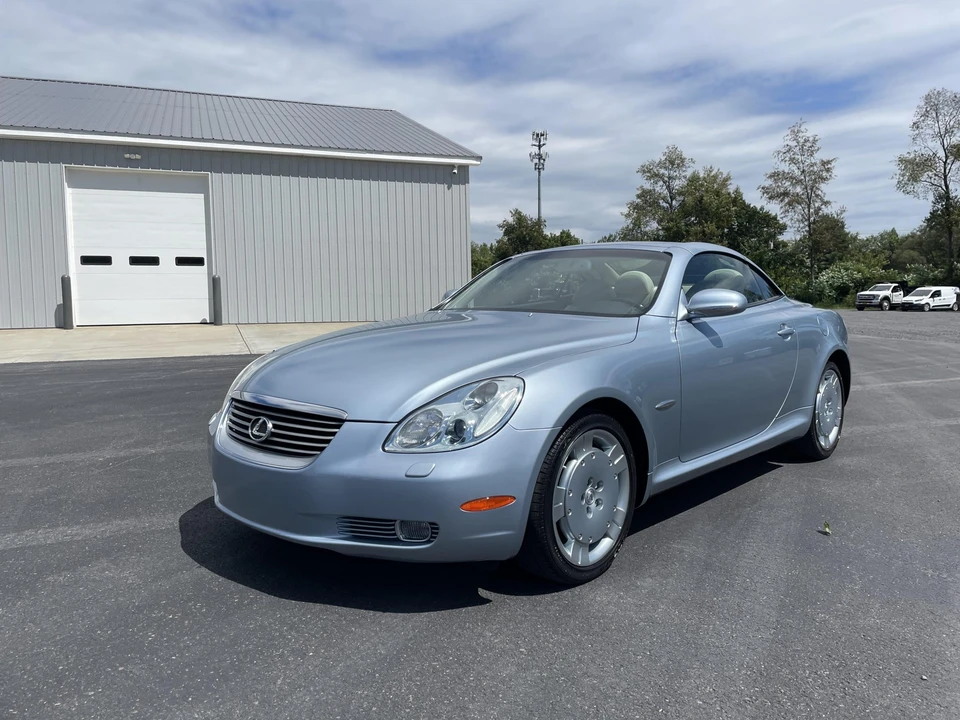 2004 Lexus SC430 - Image 3 of 31