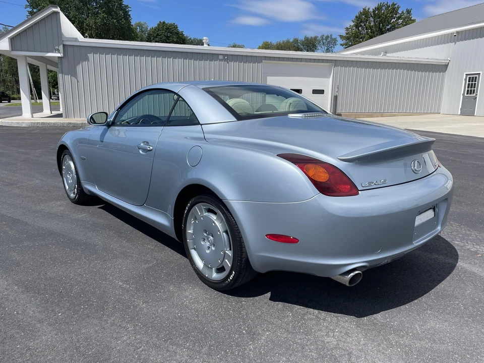 2004 Lexus SC430 - Image 8 of 31