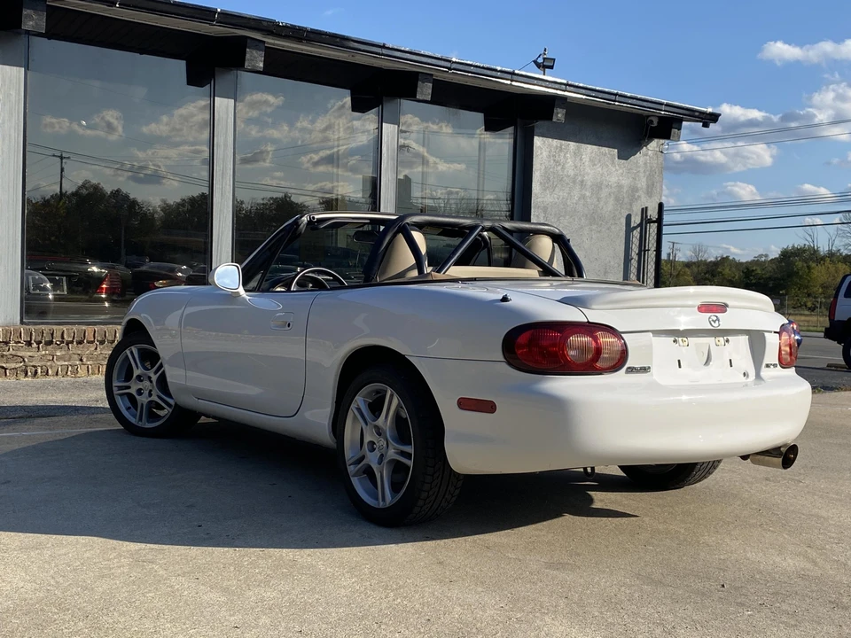 2004 Mazda NB MX-5 Miata - Image 12 of 31