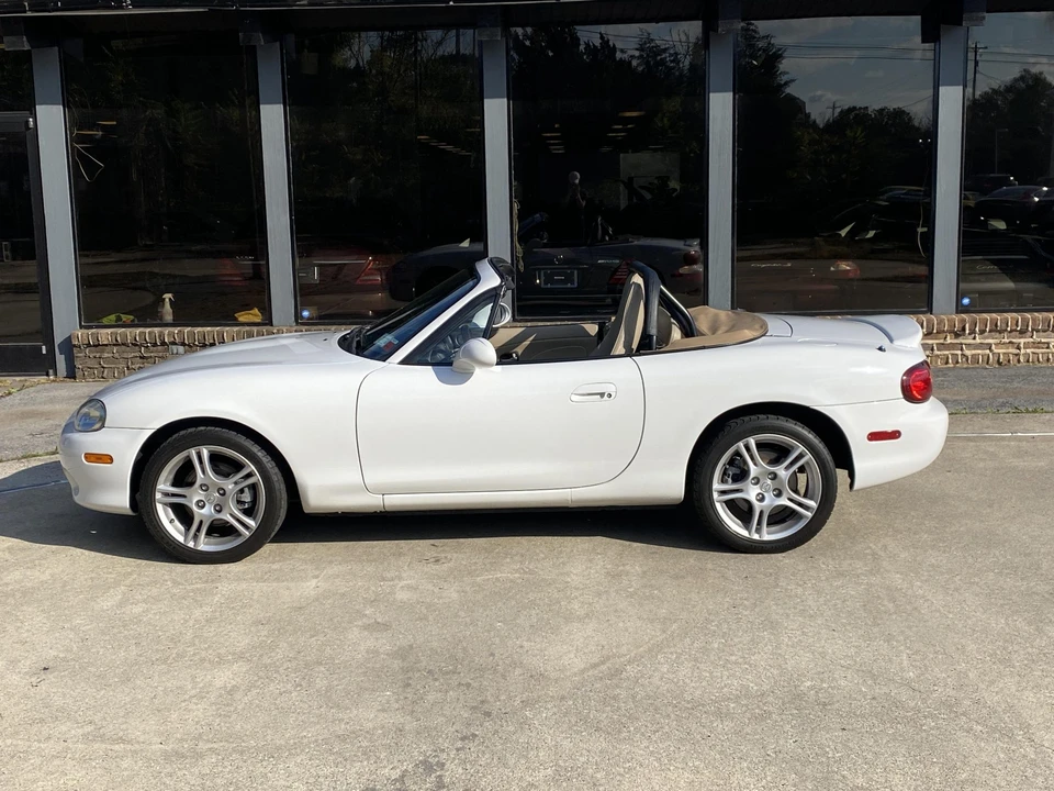 2004 Mazda NB MX-5 Miata - Image 8 of 31