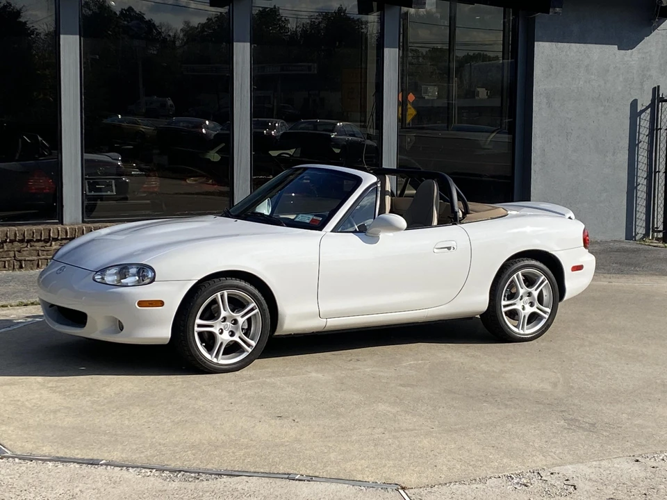 2004 Mazda NB MX-5 Miata - Image 7 of 31
