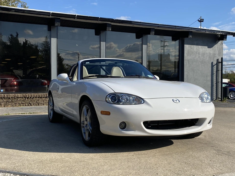 2004 Mazda NB MX-5 Miata - Image 30 of 31