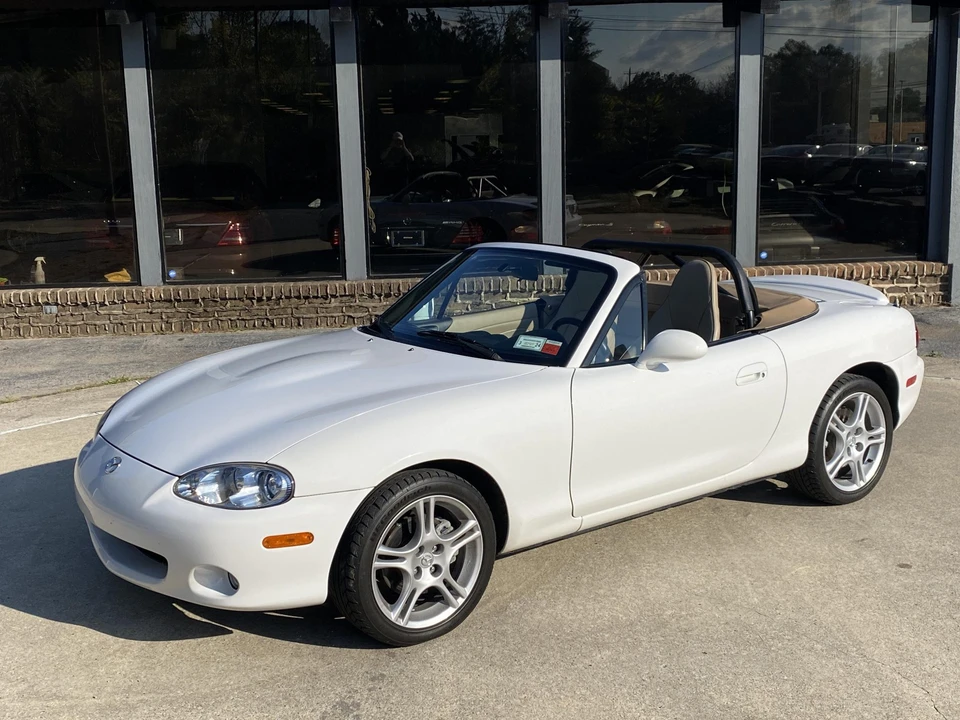 2004 Mazda NB MX-5 Miata - Image 4 of 31