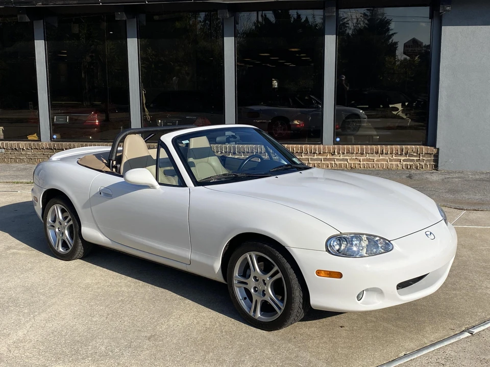 2004 Mazda NB MX-5 Miata - Image 28 of 31