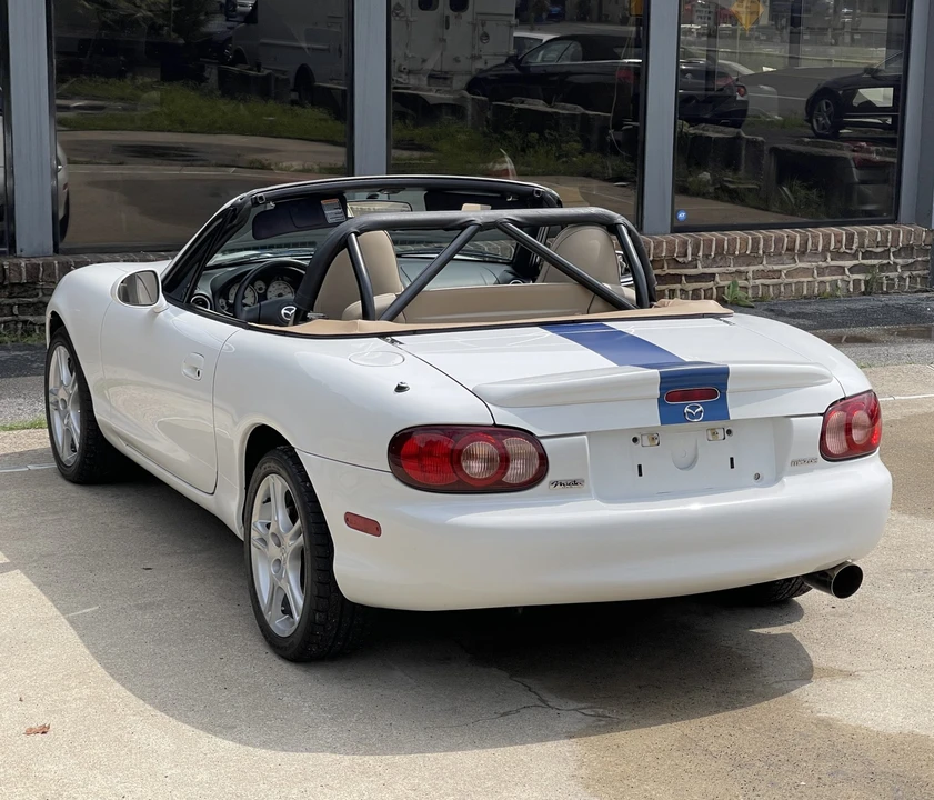 2004 Mazda NB MX-5 Miata - Image 14 of 31