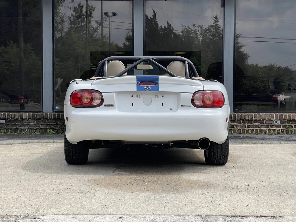 2004 Mazda NB MX-5 Miata - Image 11 of 31