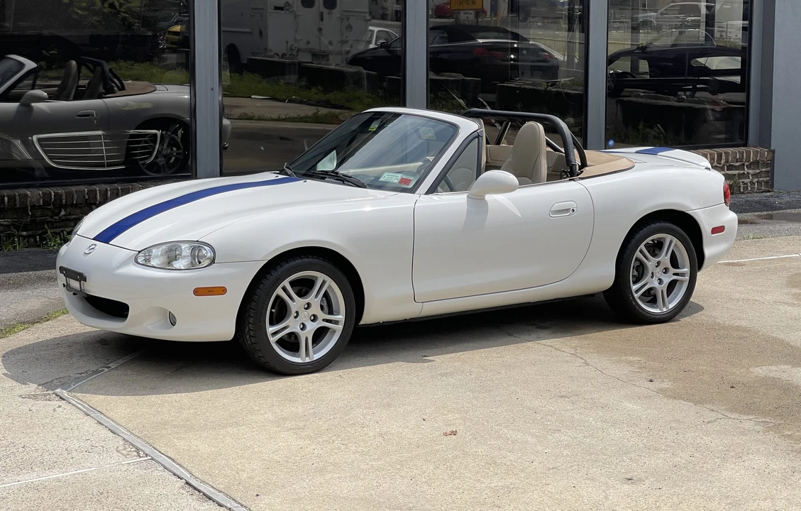 2004 Mazda NB MX-5 Miata - Image 20 of 31