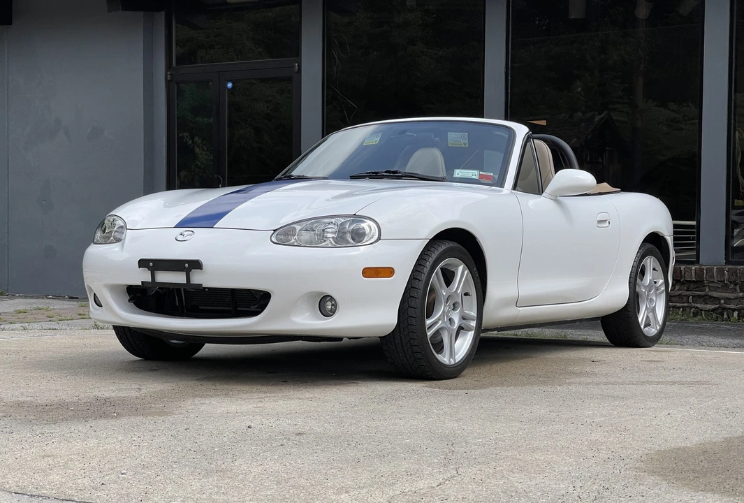 2004 Mazda NB MX-5 Miata - Image 21 of 31