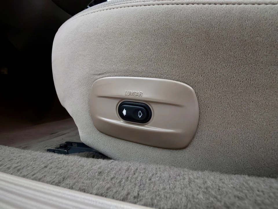 2004 Mercury Grand Marquis - Image 29 of 31