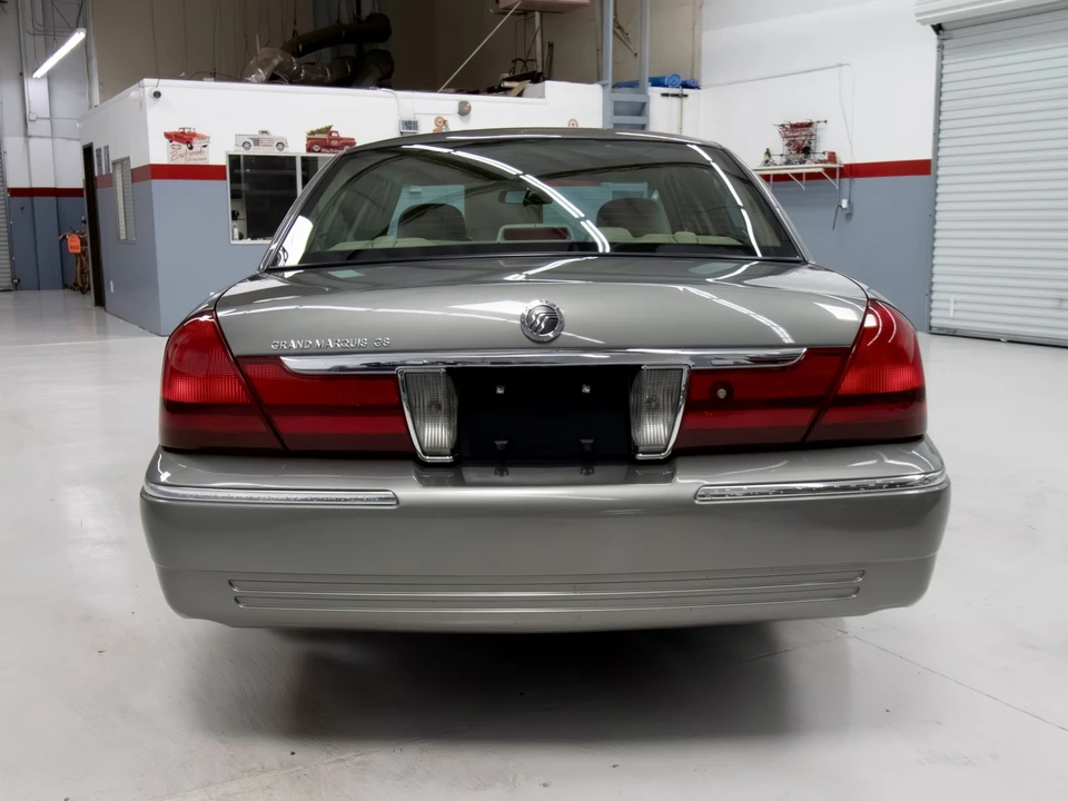 2004 Mercury Grand Marquis - Image 5 of 31