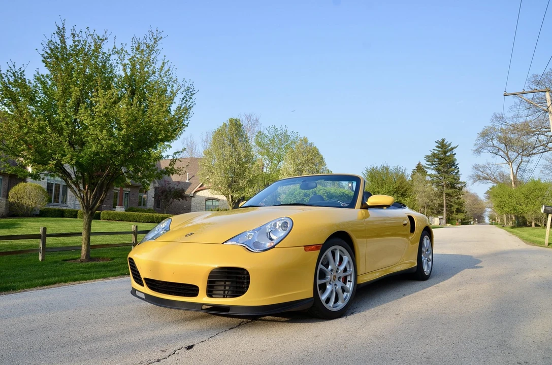 2004 Porsche 996 Turbo - Image 9 of 31