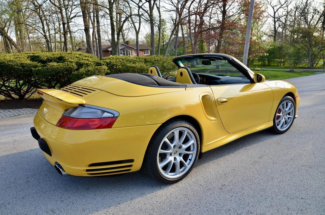 2004 Porsche 996 Turbo - Image 23 of 31