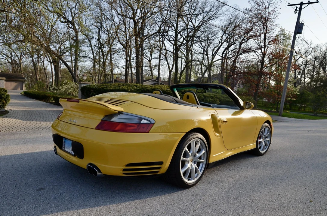 2004 Porsche 996 Turbo - Image 24 of 31