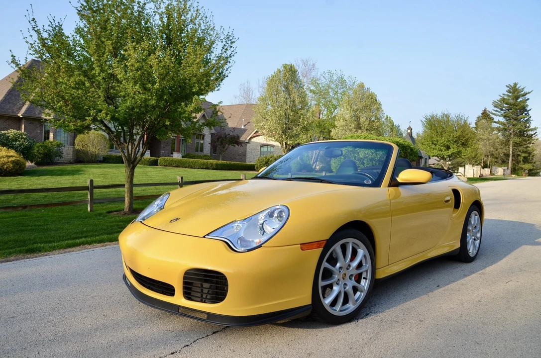 2004 Porsche 996 Turbo - Image 10 of 31
