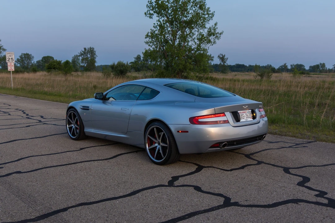 2005 Aston Martin DB9 - Image 19 of 31