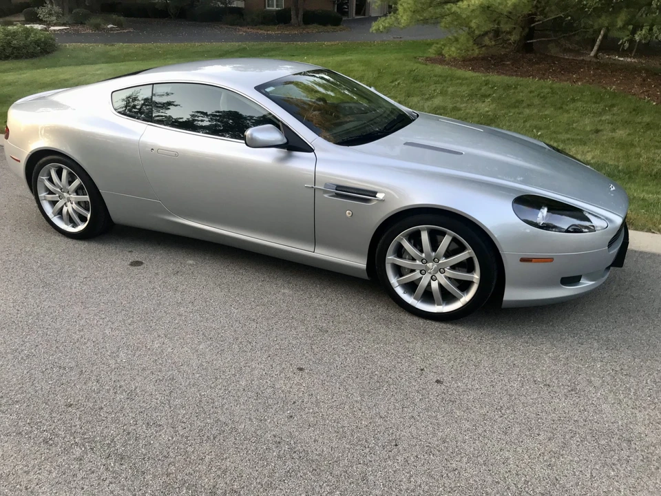 2005 Aston Martin DB9 - Image 9 of 31