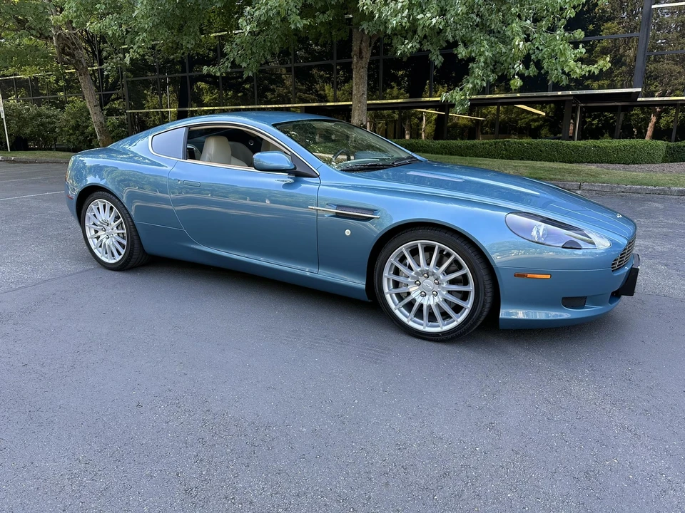 2005 Aston Martin DB9 - Image 14 of 31