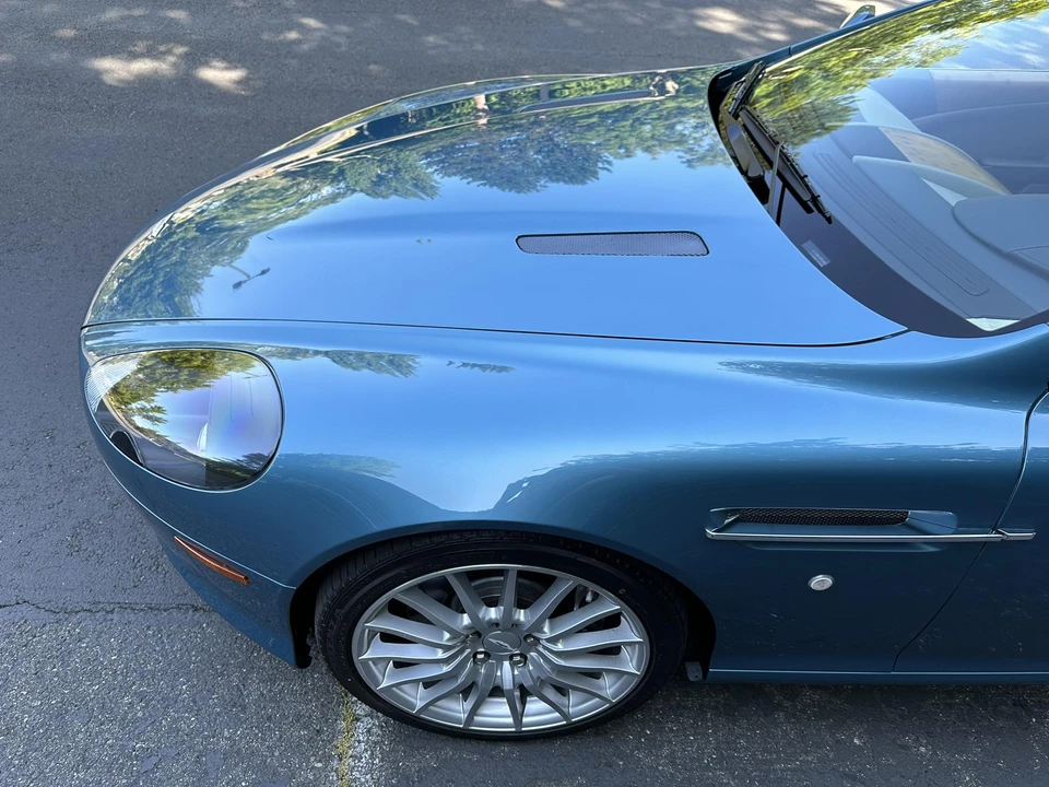 2005 Aston Martin DB9 - Image 19 of 31
