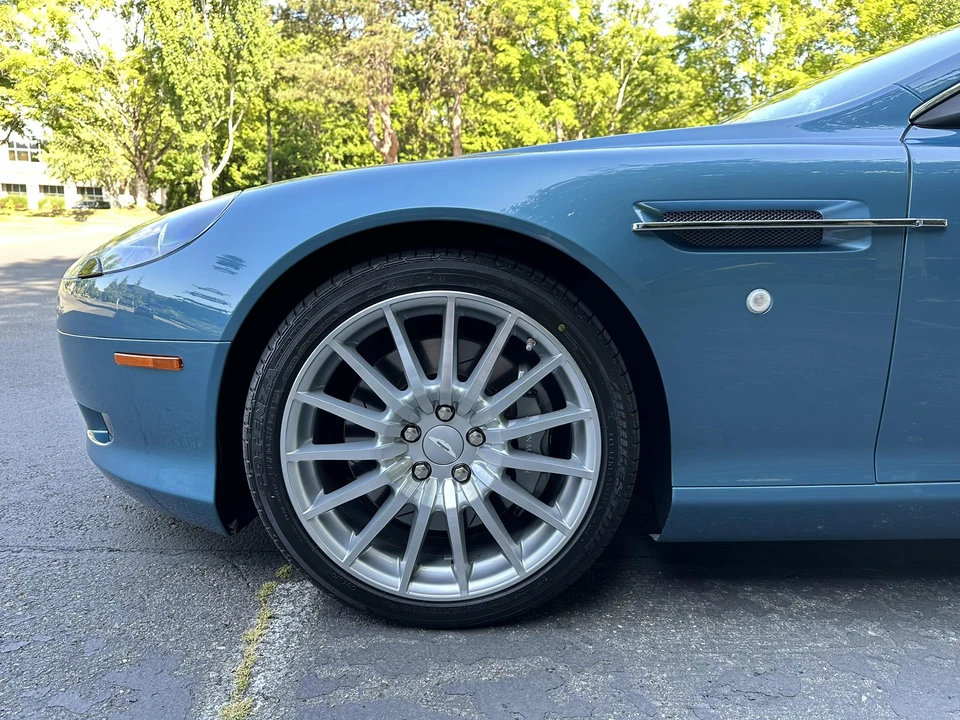 2005 Aston Martin DB9 - Image 20 of 31