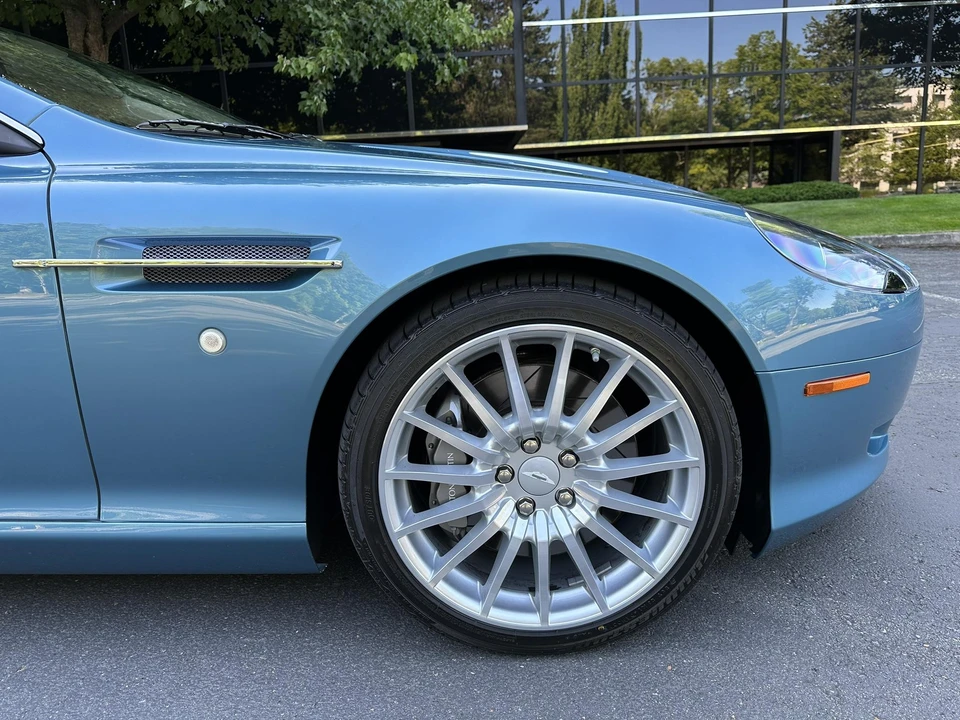 2005 Aston Martin DB9 - Image 31 of 31
