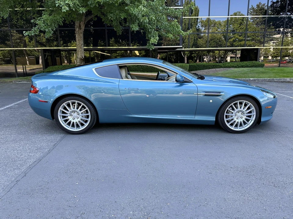 2005 Aston Martin DB9 - Image 13 of 31