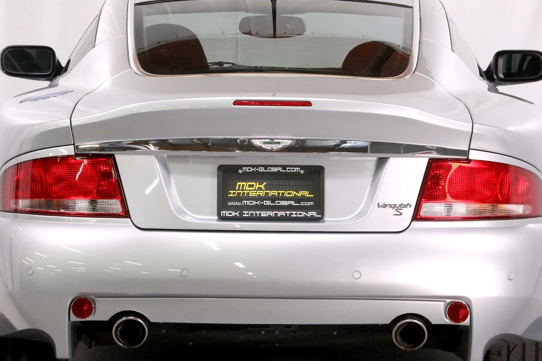 2005 Aston Martin Vanquish 1st Gen - Image 10 of 31