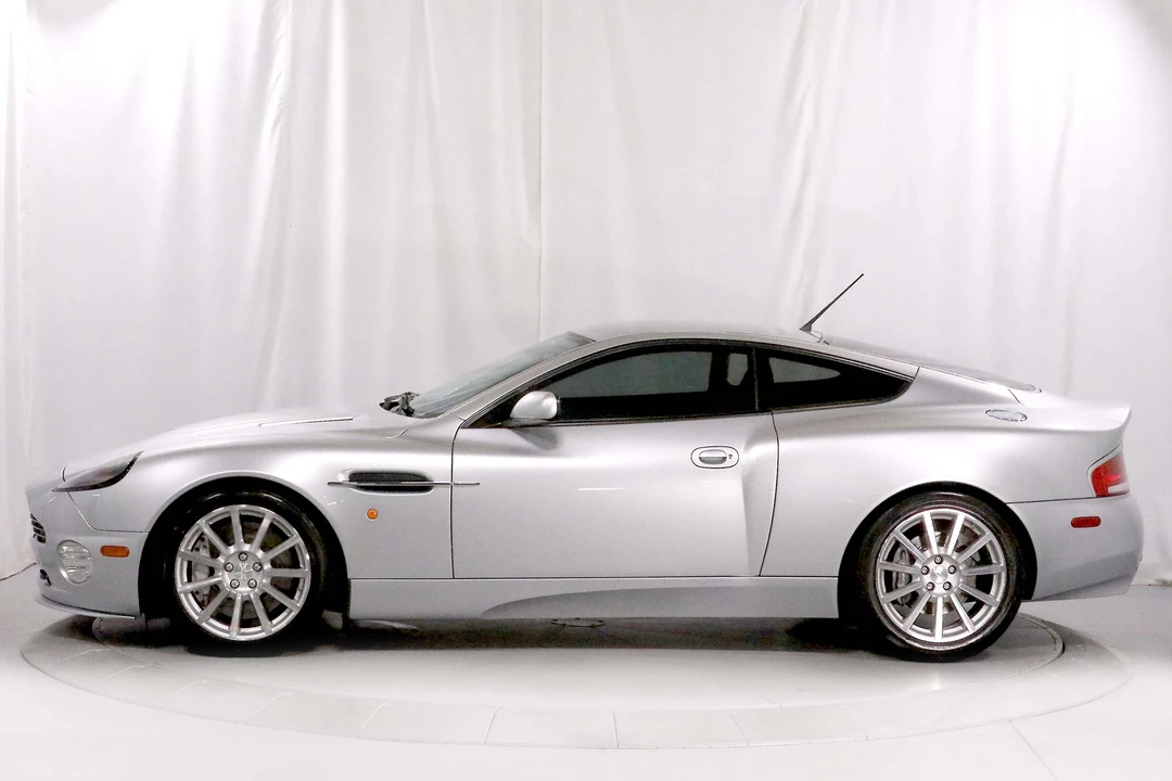 2005 Aston Martin Vanquish 1st Gen - Image 5 of 31
