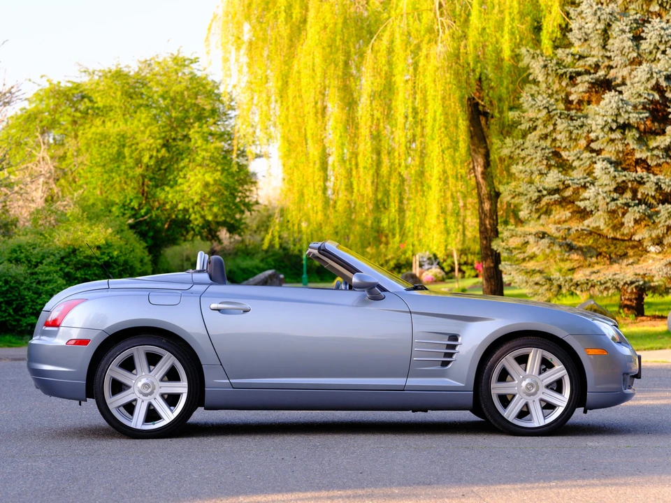 2005 Chrysler Crossfire - Image 5 of 31