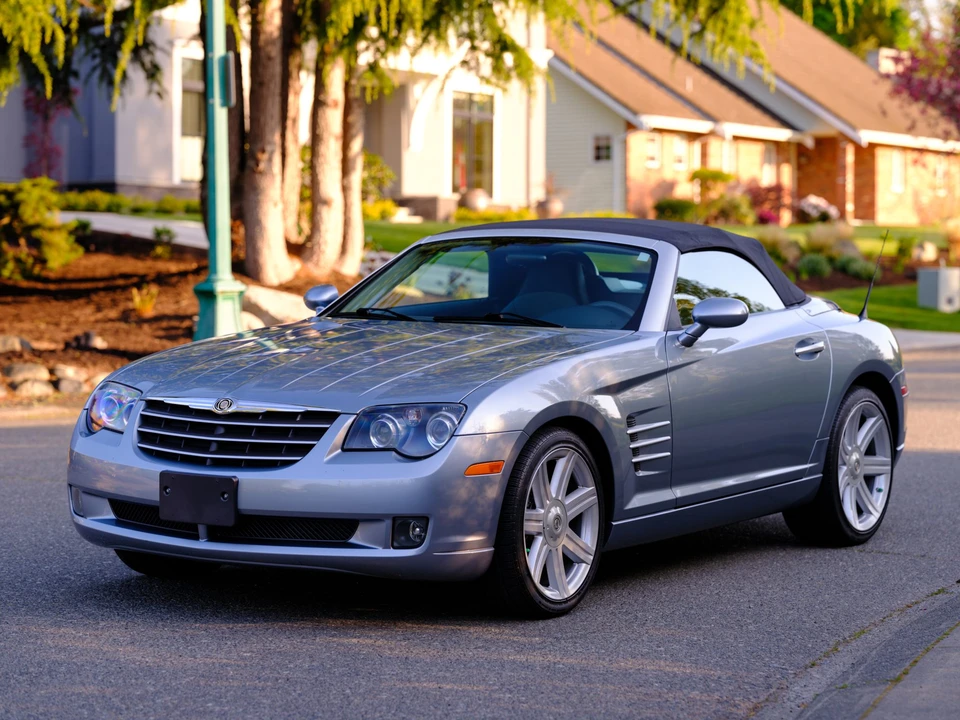 2005 Chrysler Crossfire - Image 12 of 31