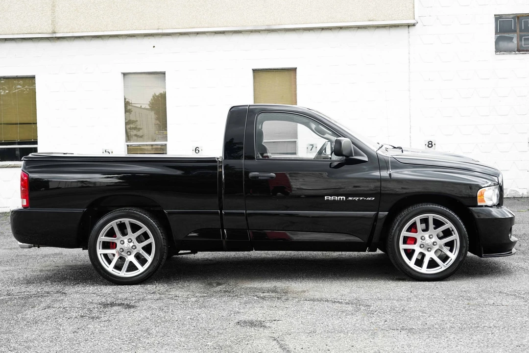 2005 Dodge Ram SRT-10 3rd Gen - Image 11 of 31