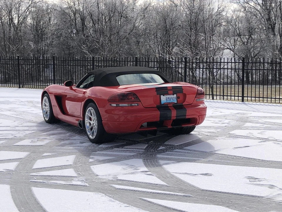 2005 Dodge Viper 3rd Gen - Image 9 of 31