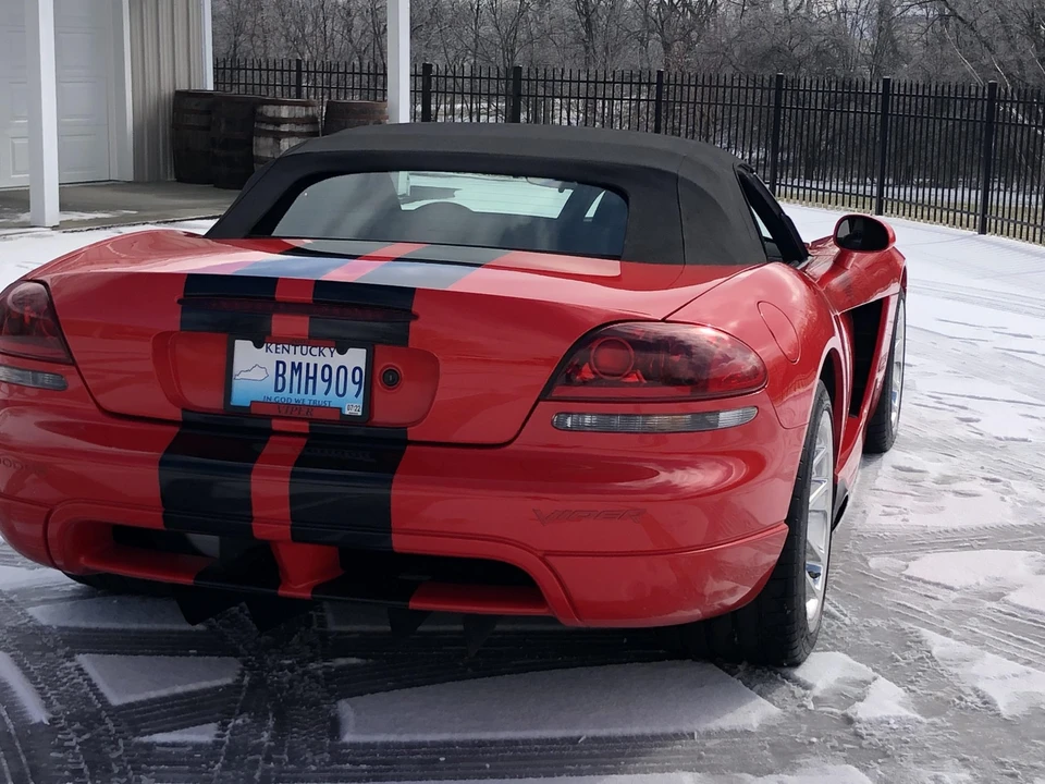 2005 Dodge Viper 3rd Gen - Image 11 of 31